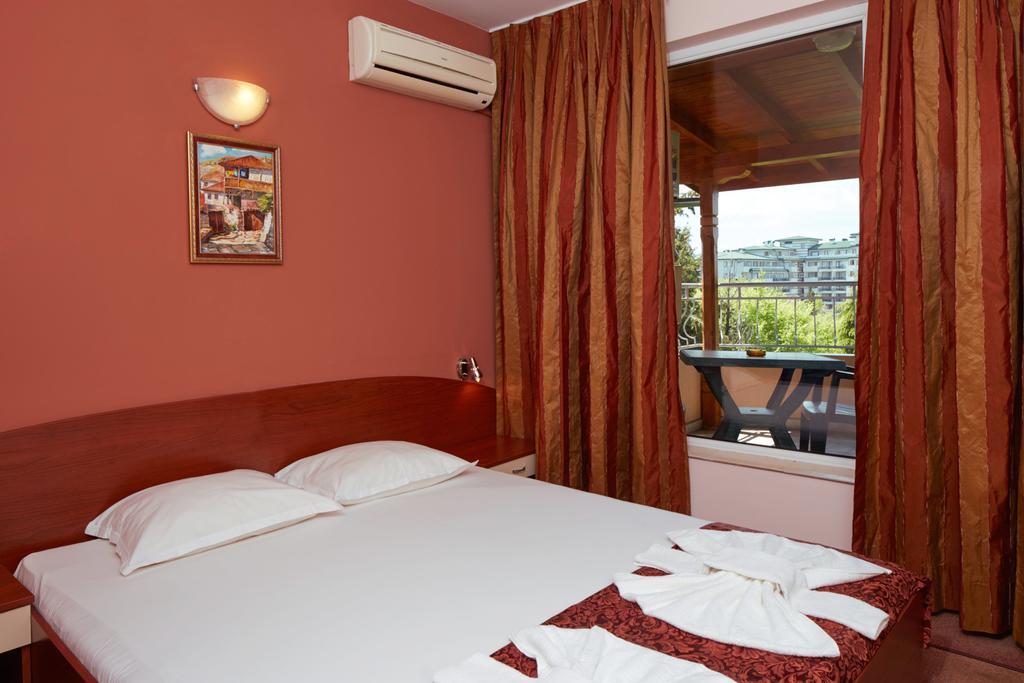 Guesthouse Kirov Ravda Exterior photo